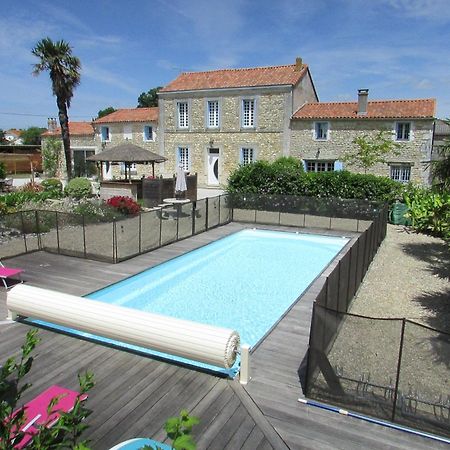 Logis de Chalons à la mer Le Guâ Esterno foto